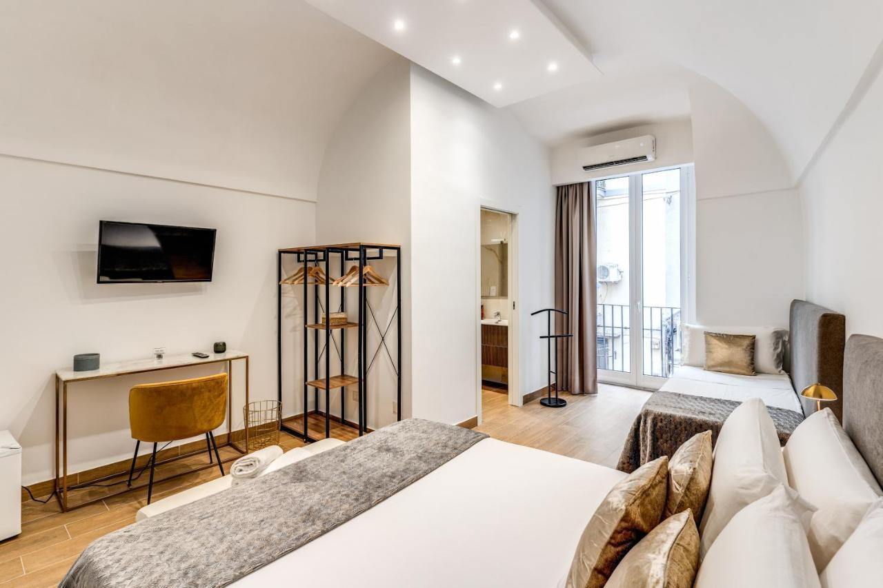 Domus Partenopea Napoli Esterno foto