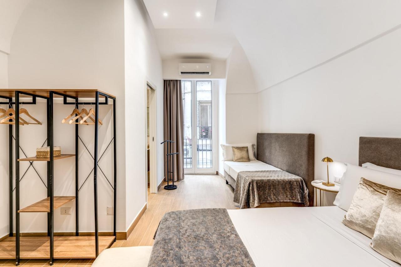 Domus Partenopea Napoli Esterno foto