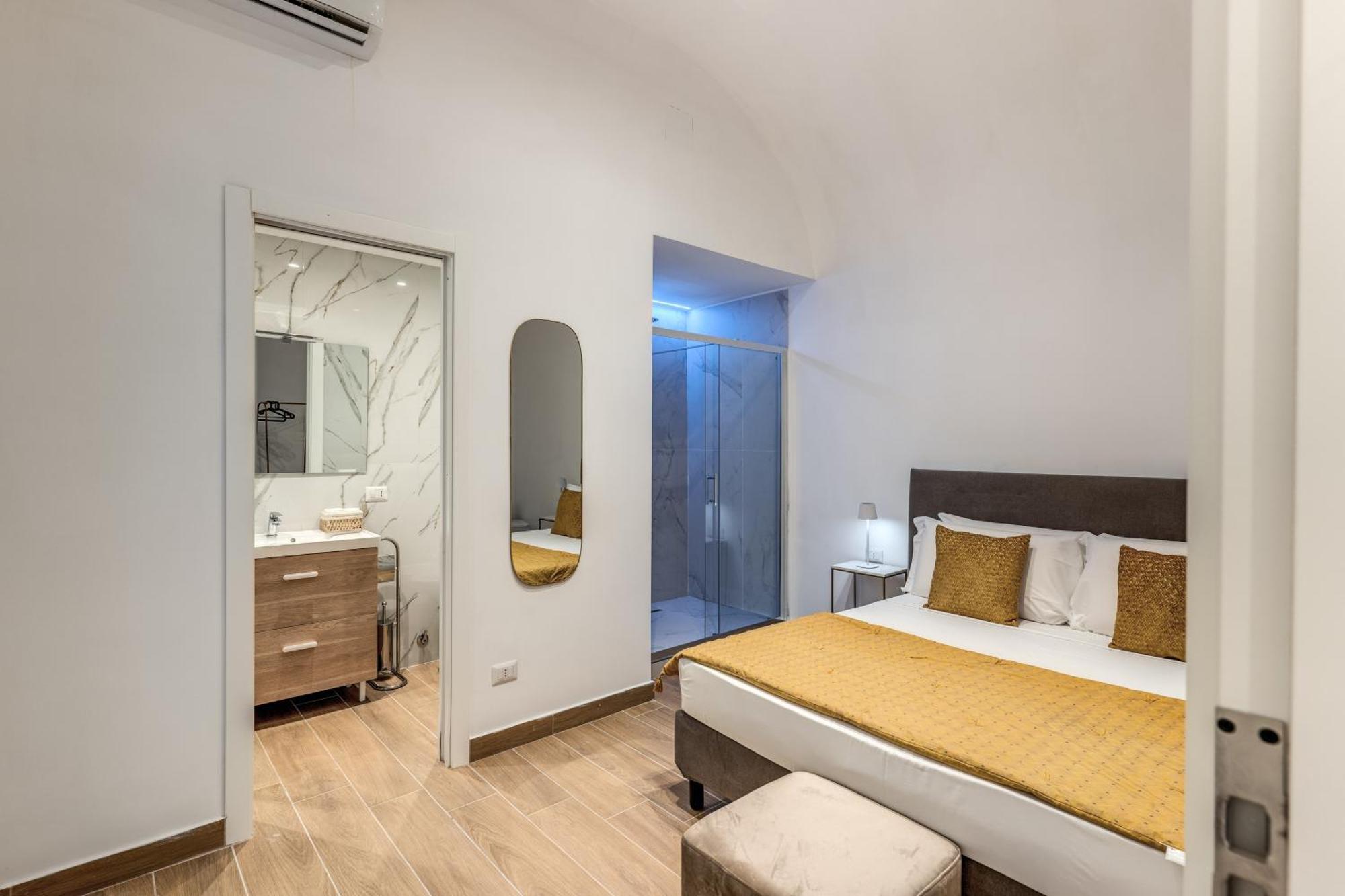 Domus Partenopea Napoli Esterno foto