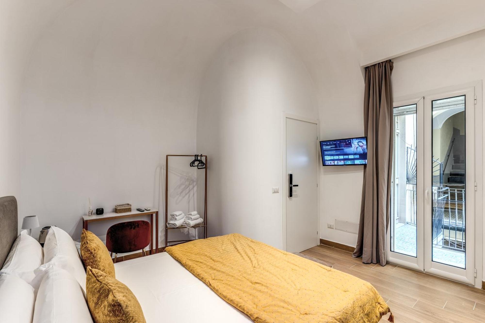 Domus Partenopea Napoli Esterno foto