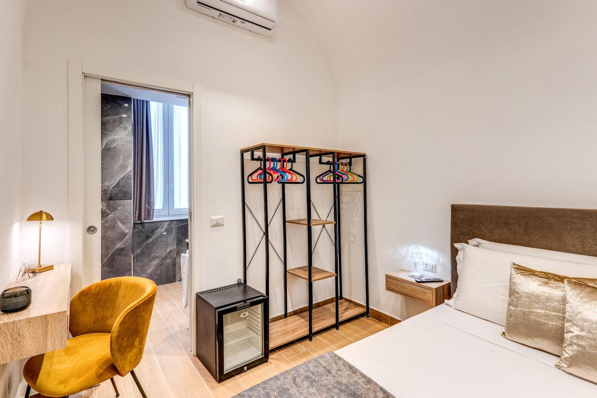 Domus Partenopea Napoli Esterno foto