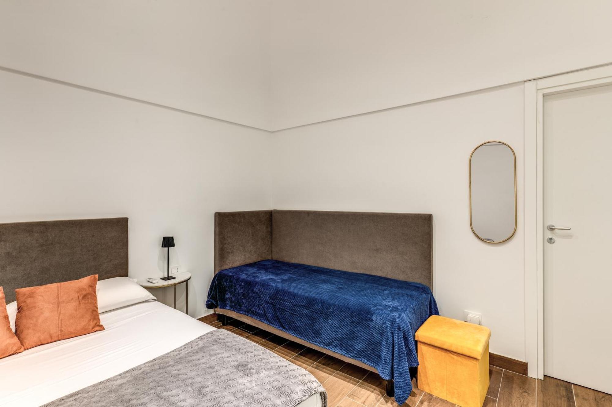 Domus Partenopea Napoli Esterno foto