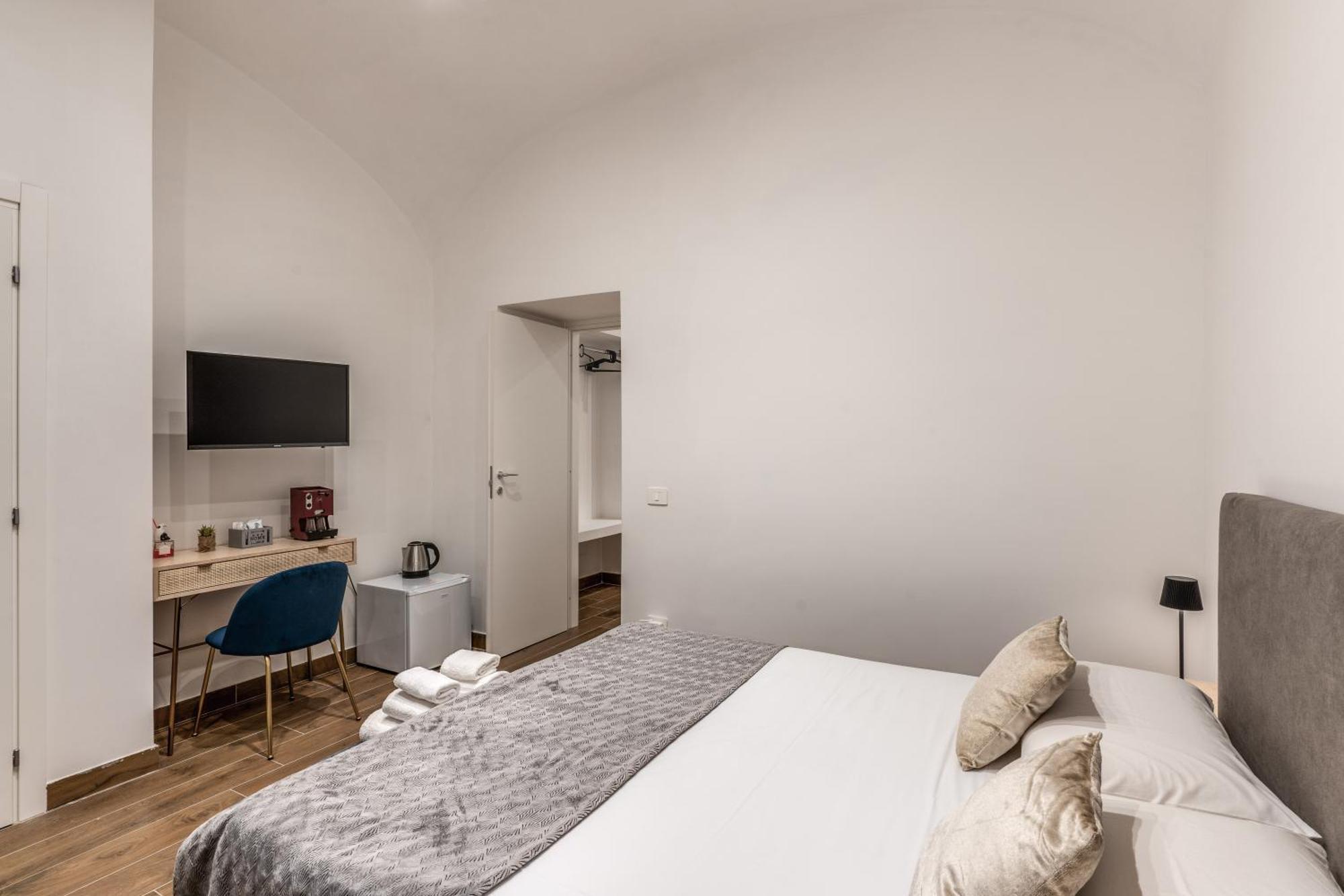 Domus Partenopea Napoli Esterno foto