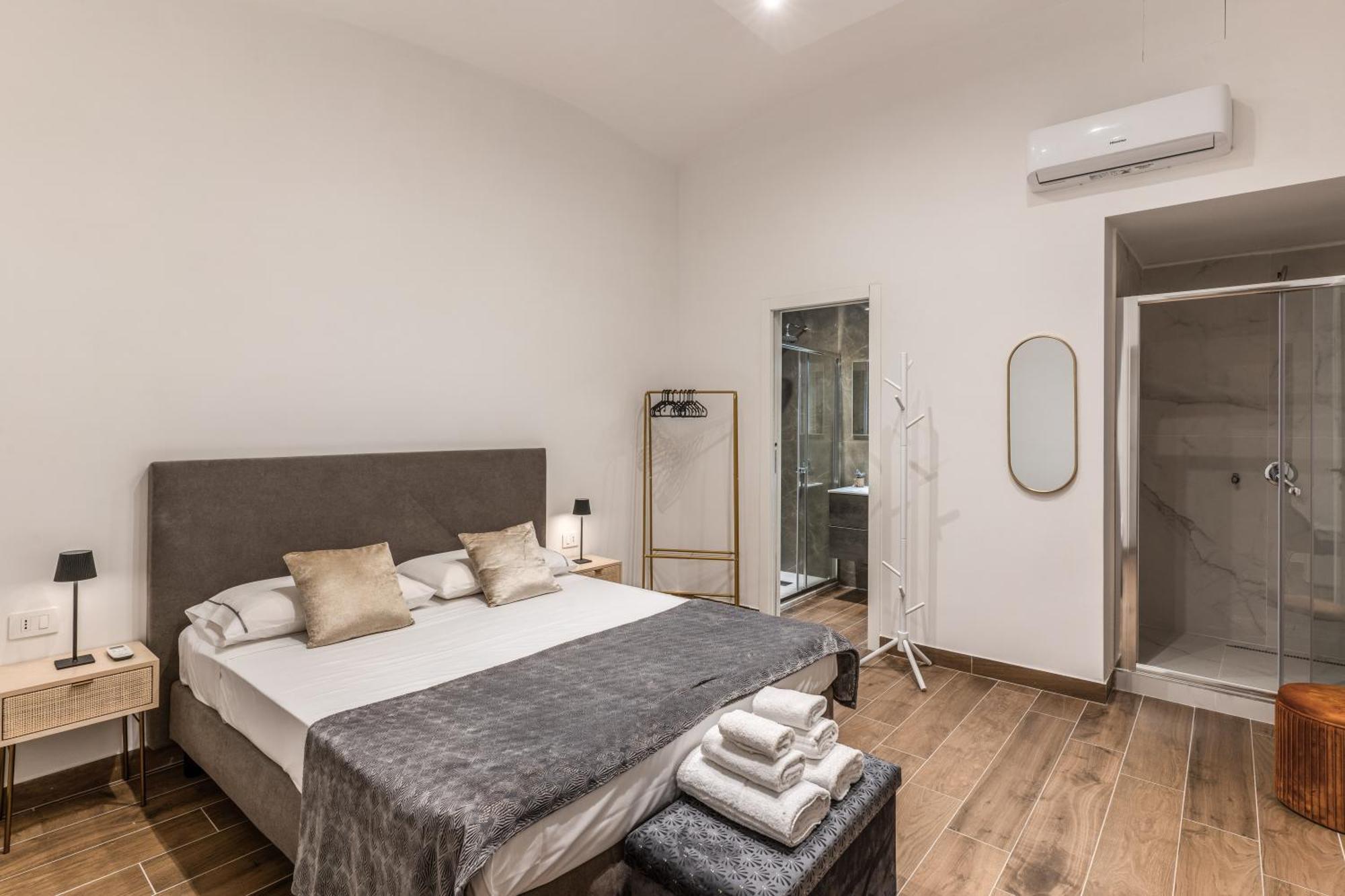 Domus Partenopea Napoli Esterno foto